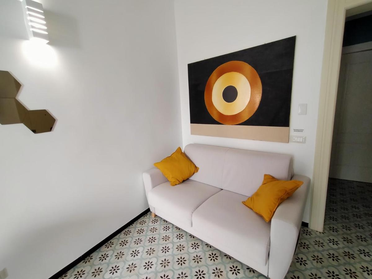 Sonnino Suite Jacuzzi Apartment Bari Eksteriør bilde